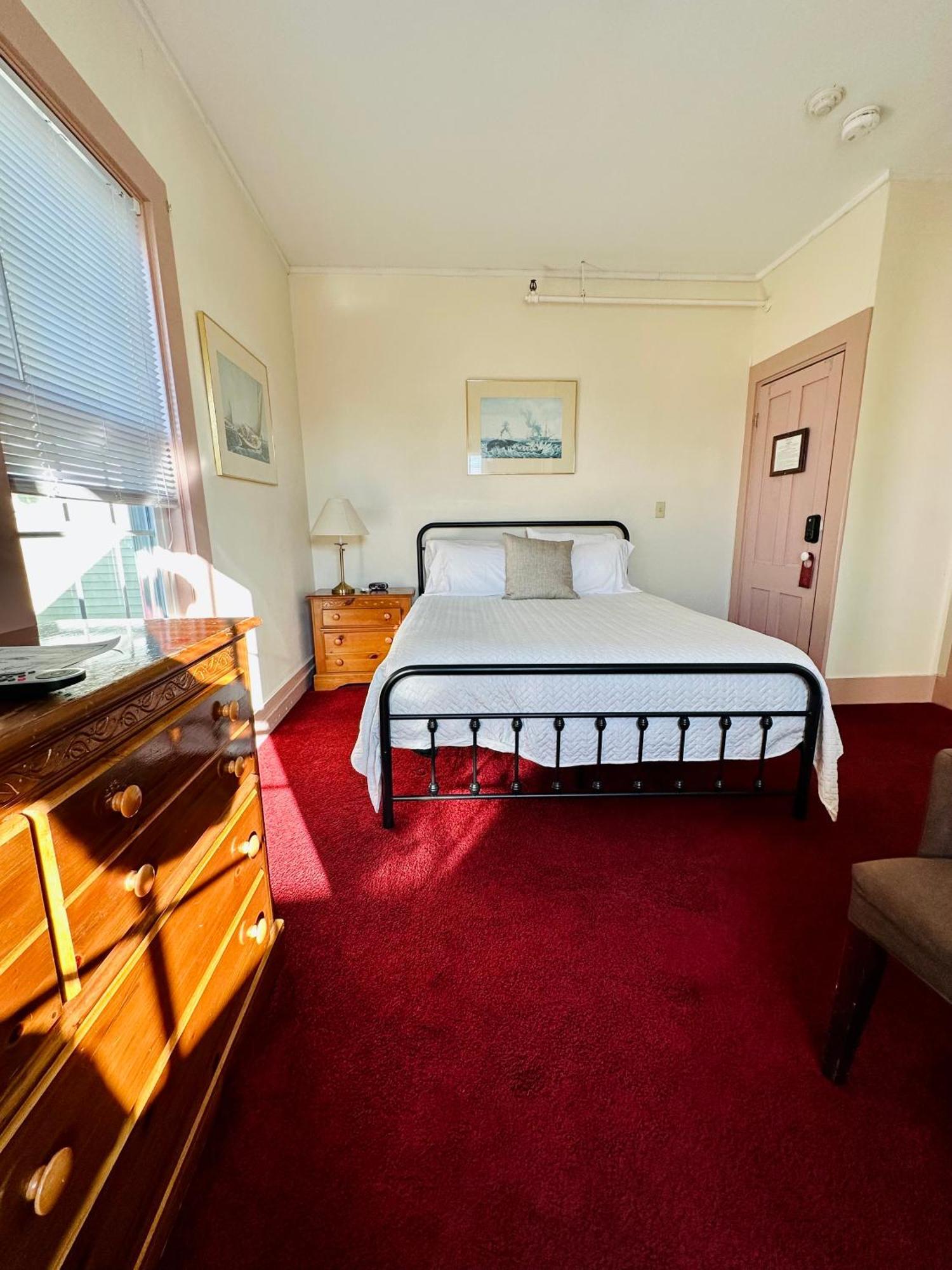 Gifford House Hotel Провинстаун Екстериор снимка