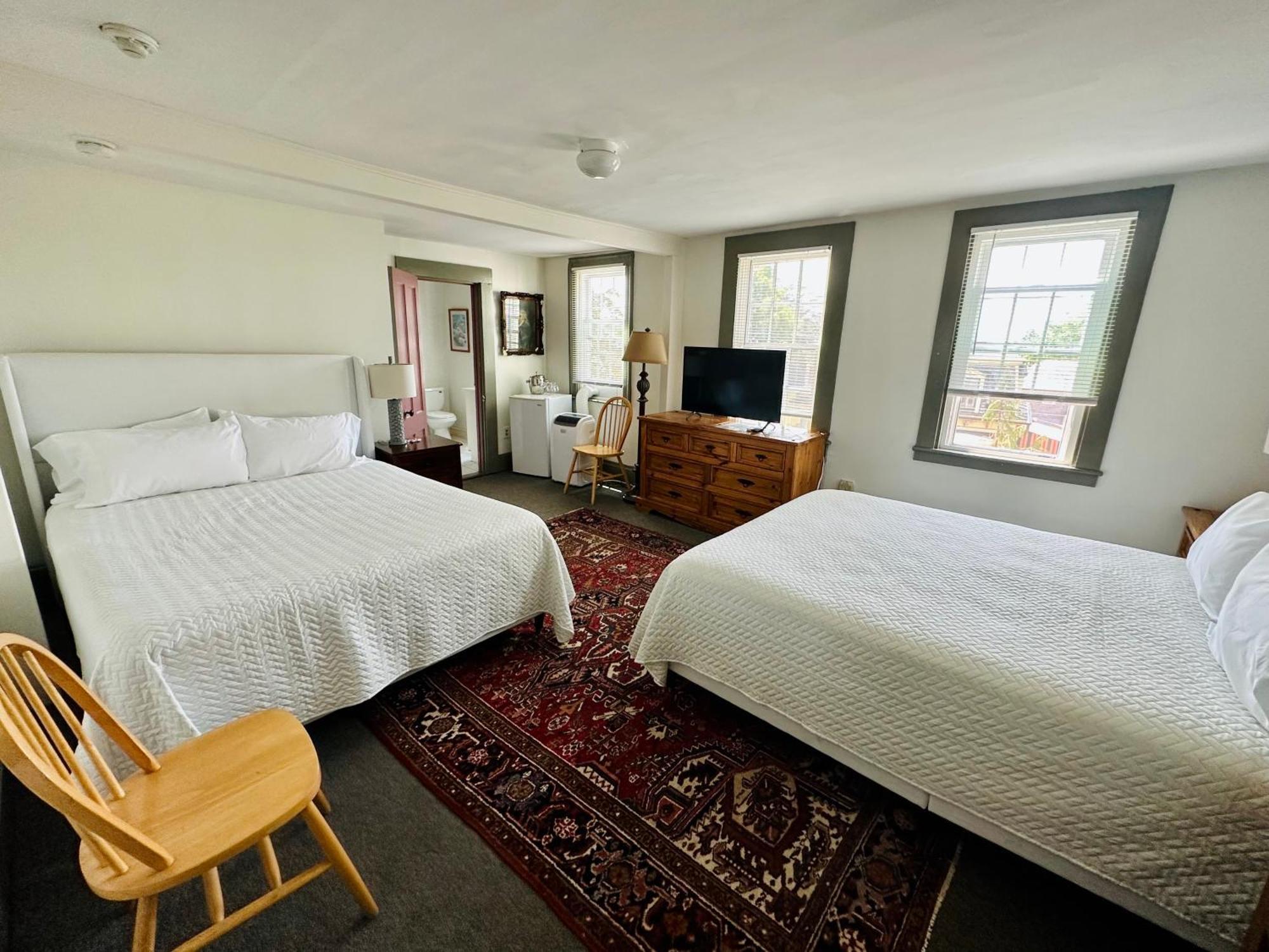 Gifford House Hotel Провинстаун Екстериор снимка